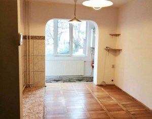 Appartement 3 chambres à vendre dans Cluj-napoca, zone Manastur