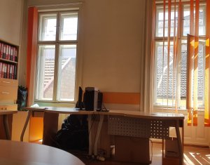 , 150m2 dans Cluj-napoca, zone Centru