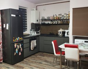 , 44m2 dans Floresti