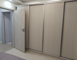 Appartement 3 chambres à louer dans Cluj-napoca, zone Marasti