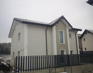 Maison 5 chambres à vendre dans Sannicoara, zone Centru