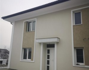 Maison 5 chambres à vendre dans Sannicoara, zone Centru