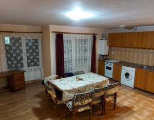 Lakás 3 szobák eladó on Floresti