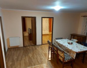 Lakás 3 szobák eladó on Floresti