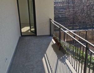 Maison 7 chambres à vendre dans Cluj-napoca, zone Dambul Rotund