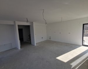 Maison 7 chambres à vendre dans Cluj-napoca, zone Dambul Rotund