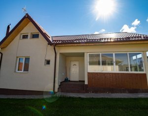 Ház 6 szobák eladó on Belis