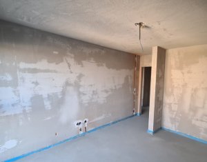 Lakás 3 szobák eladó on Floresti