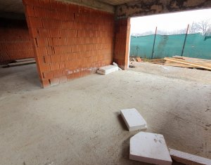 Ház 4 szobák eladó on Floresti