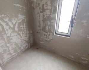 Lakás 2 szobák eladó on Floresti