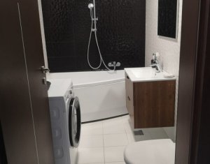 Lakás 3 szobák eladó on Floresti