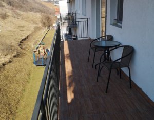 Lakás 3 szobák eladó on Floresti