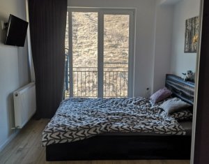 Lakás 3 szobák eladó on Floresti