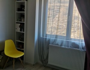 Lakás 3 szobák eladó on Floresti