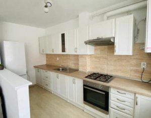 Appartement 2 chambres à vendre dans Baciu, zone Centru