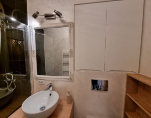 Appartement 3 chambres à vendre dans Cluj-napoca, zone Sopor
