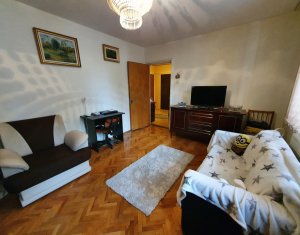 Lakás 3 szobák eladó on Cluj-napoca, Zóna Manastur