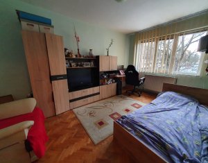 Lakás 3 szobák eladó on Cluj-napoca, Zóna Manastur