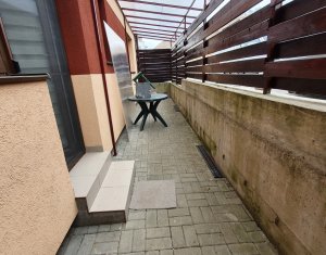 Lakás 3 szobák eladó on Floresti