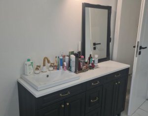 Maison 5 chambres à vendre dans Cluj-napoca, zone Dambul Rotund