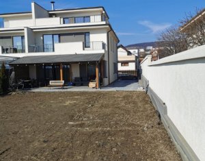 Maison 5 chambres à vendre dans Cluj-napoca, zone Dambul Rotund