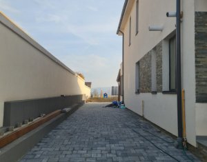 Maison 5 chambres à vendre dans Cluj-napoca, zone Dambul Rotund
