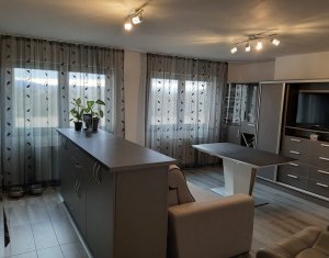 Lakás 3 szobák eladó on Floresti