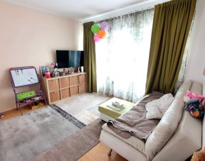 Ház 4 szobák eladó on Floresti