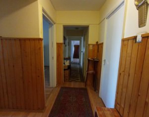 Appartement 3 chambres à vendre dans Cluj-napoca, zone Manastur