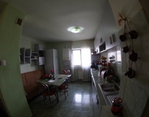 Appartement 3 chambres à vendre dans Cluj-napoca, zone Marasti
