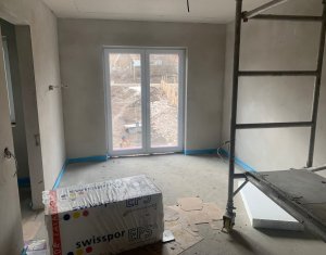 Maison 5 chambres à vendre dans Popesti, zone Centru