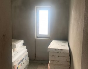 Maison 5 chambres à vendre dans Popesti, zone Centru