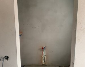 Maison 5 chambres à vendre dans Popesti, zone Centru