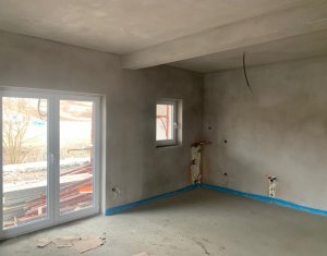 Maison 5 chambres à vendre dans Popesti, zone Centru