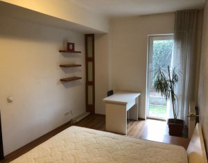 Appartement 3 chambres à vendre dans Cluj-napoca, zone Centru