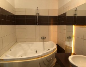 Appartement 3 chambres à vendre dans Cluj-napoca, zone Centru