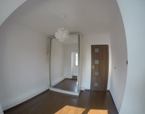Appartement 4 chambres à vendre dans Cluj-napoca, zone Marasti