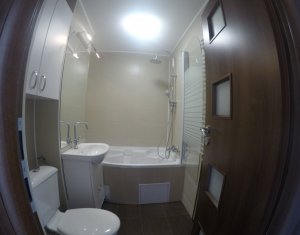 Appartement 4 chambres à vendre dans Cluj-napoca, zone Marasti