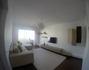 Appartement 4 chambres à vendre dans Cluj-napoca, zone Marasti