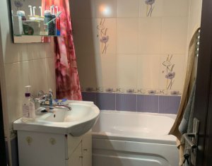 Appartement 4 chambres à vendre dans Cluj-napoca, zone Manastur