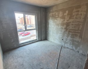 Lakás 3 szobák eladó on Floresti