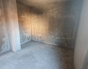 Lakás 3 szobák eladó on Floresti