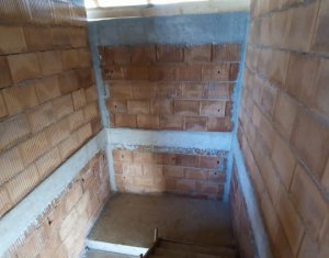 Ház 5 szobák eladó on Chinteni