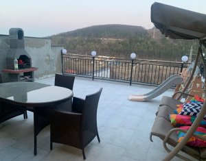 Lakás 4 szobák eladó on Floresti