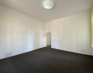 Maison 4 chambres à louer dans Cluj-napoca, zone Centru