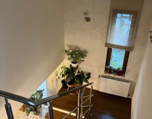 Maison 4 chambres à vendre dans Sannicoara