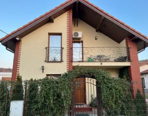 Maison 4 chambres à vendre dans Sannicoara