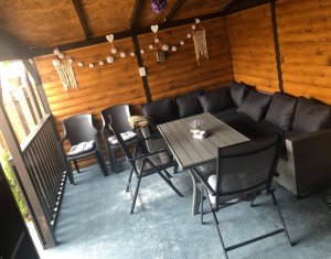 Maison 4 chambres à vendre dans Floresti