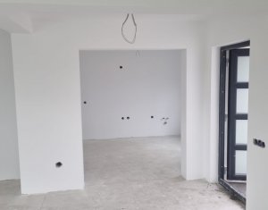 Ház 5 szobák eladó on Jucu De Mijloc