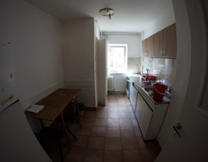 Lakás 3 szobák kiadó on Cluj-napoca, Zóna Manastur